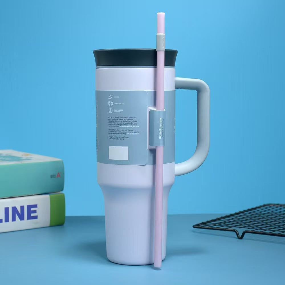 Vaso con pajita reutilizable