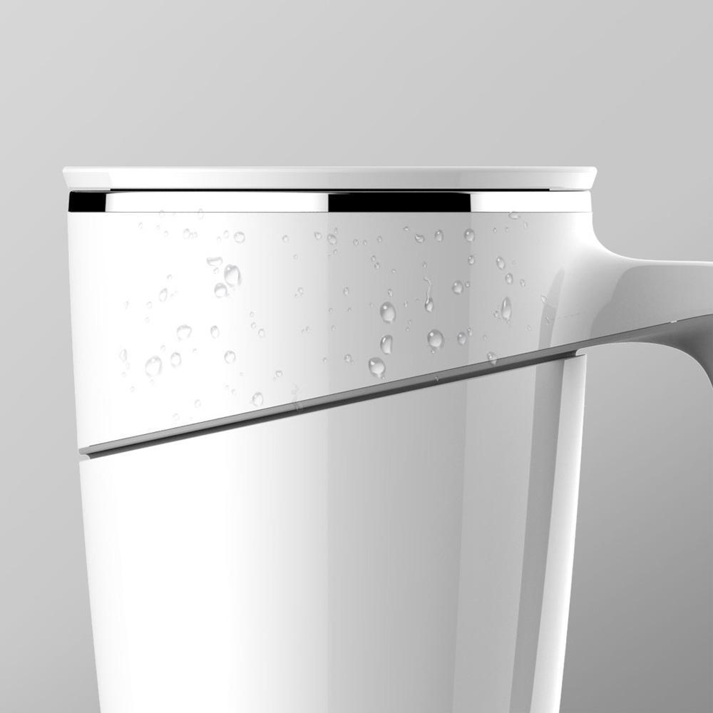 Vaso con ventosa antivuelco