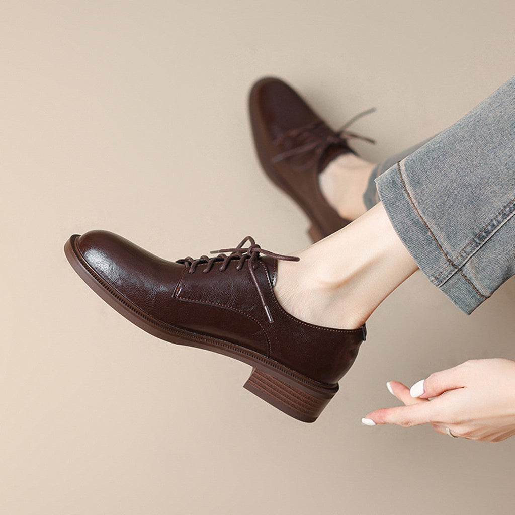 Zapatos de cordones de piel clásicos para mujer