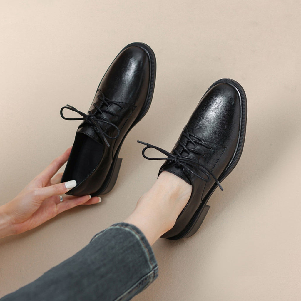 Zapatos de cordones de piel clásicos para mujer